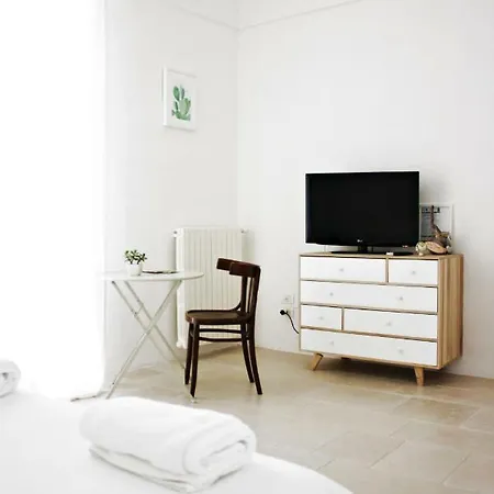 La Mitria Bed & Breakfast *