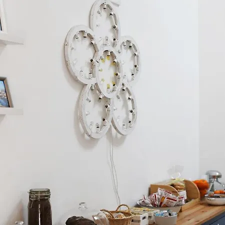 La Mitria Bed & Breakfast *