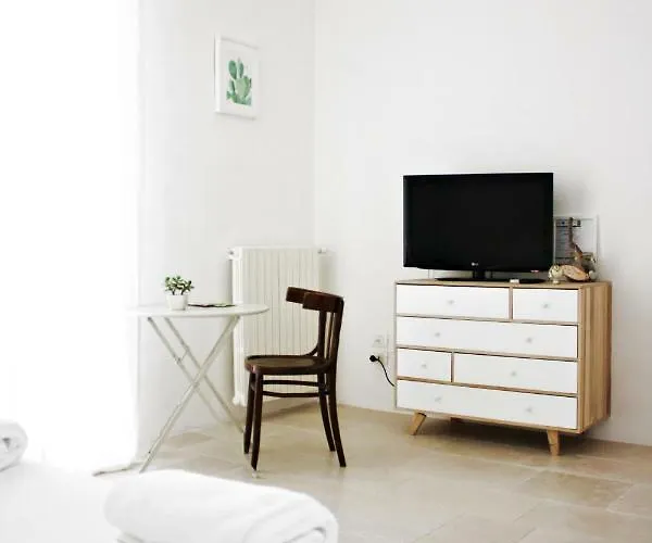 La Mitria לינה וארוחת בוקר 3*